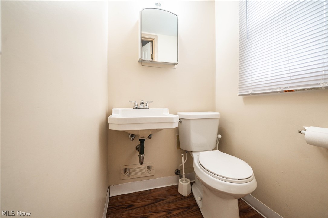 East Parkleigh Inc Skyline - Residential