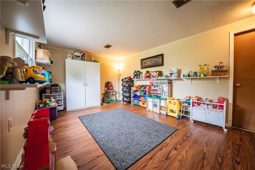 East Parkleigh Inc Skyline - Residential