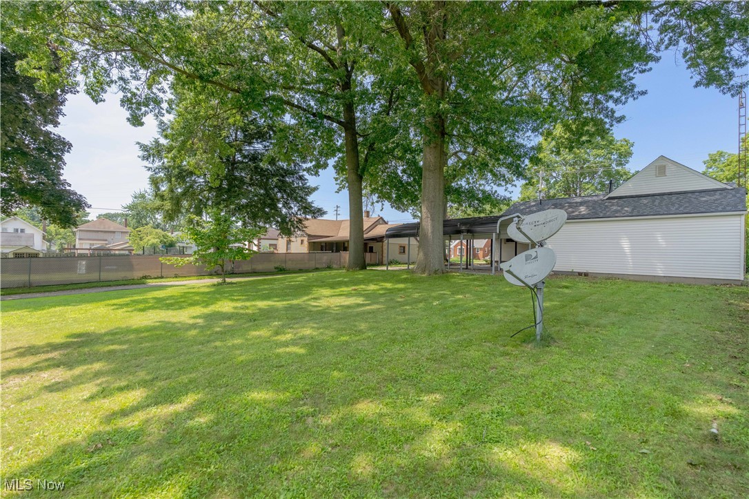 Village/Navarre - Residential