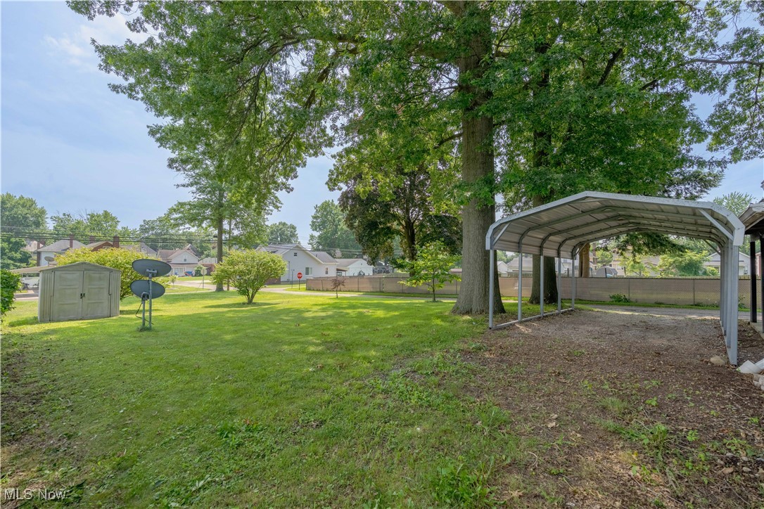 Village/Navarre - Residential