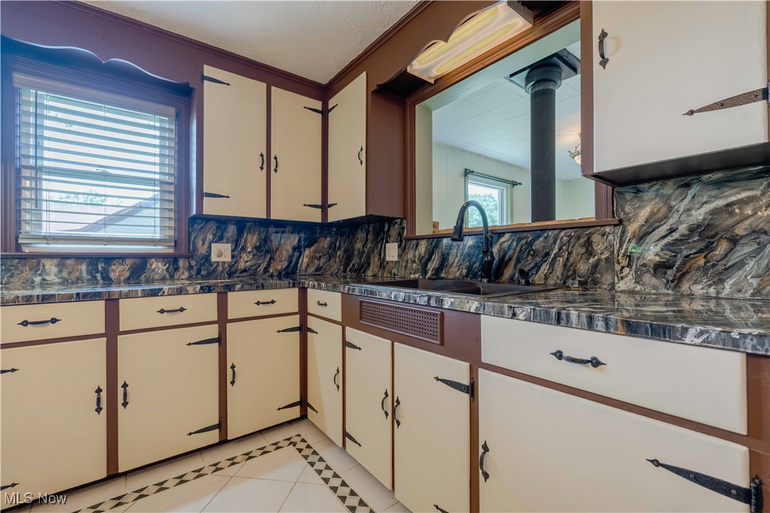 Village/Navarre - Residential