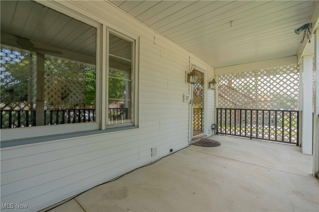 Village/Navarre - Residential