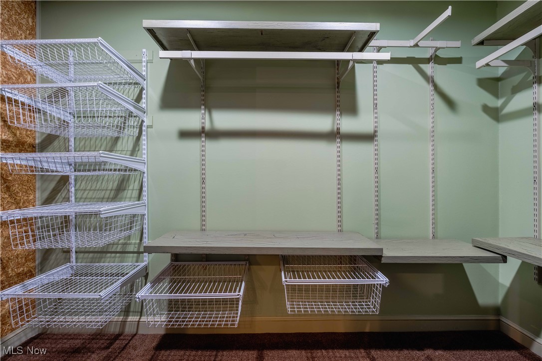 Village/Navarre - Residential