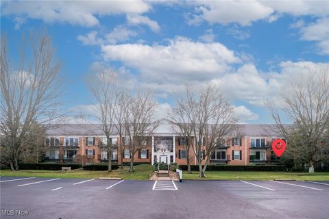 75 Atterbury Boulevard 214 Hudson OH 44236