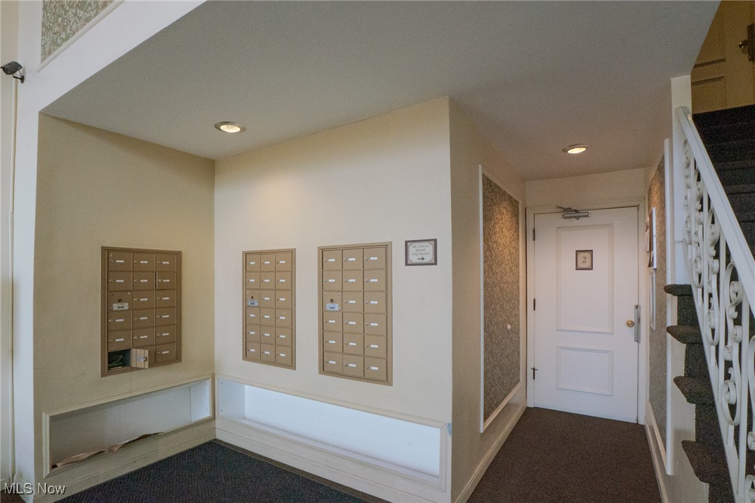 Versailles At Hudson Condo - Residential