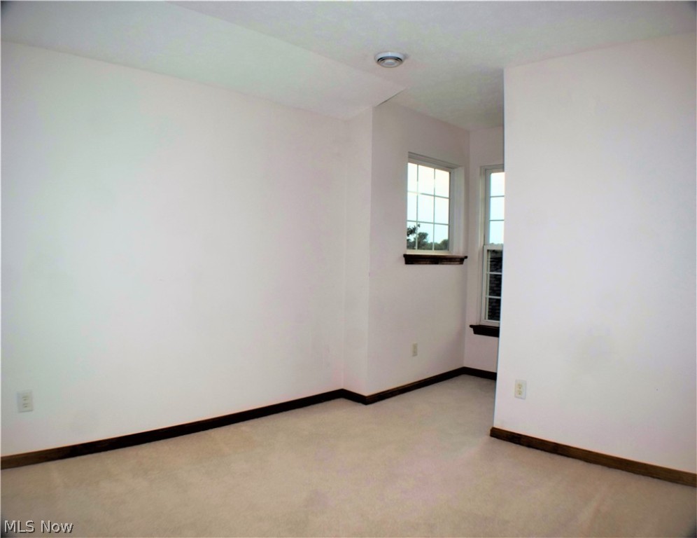 Villas At Martins Run Sub - Residential