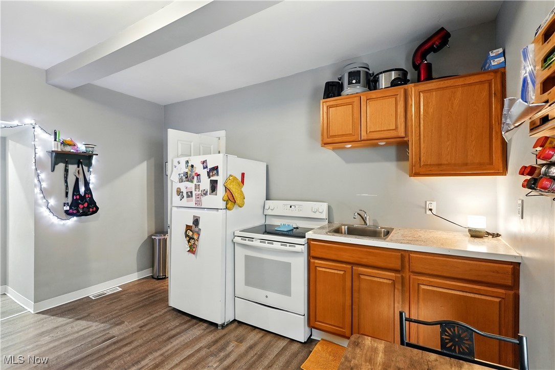 George T Perkins Sub/Chapman F - Residential Income