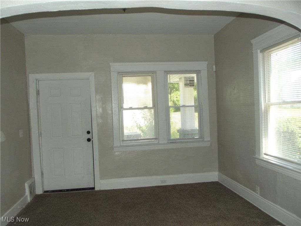 Photo of 2624 E 112th Street #Down, Cleveland, OH 44104 (MLS # 5181972)