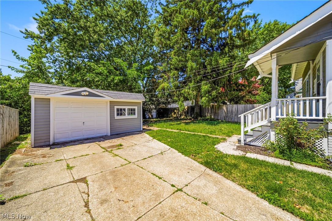 3262 W. 126th