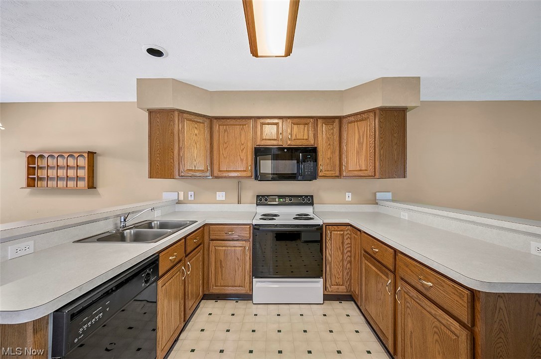 Townhomes of French Creek Reserve S - Residential