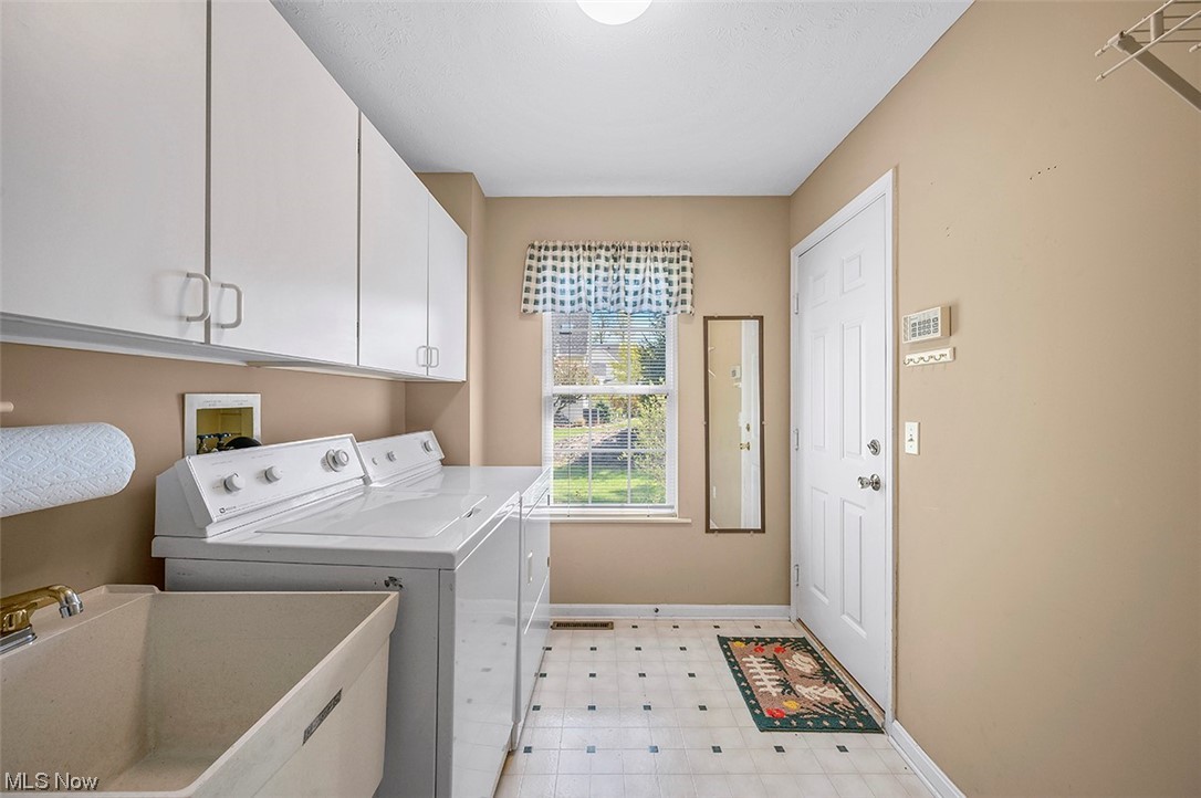 Townhomes of French Creek Reserve S - Residential