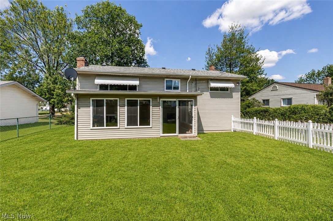 5707 Vickie Lane