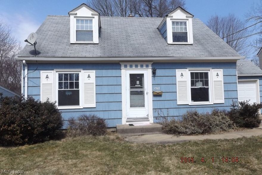 Updated bungalow with 3 bedrooms on quiet dead end street, previous updates included patio(2002),waterproofing & sump(2002), exterior doors(2003), windows(2000),newer kitchen & bath and roof. Perfect starter or investment Sq. footage does not include LL 260 sq. ft.