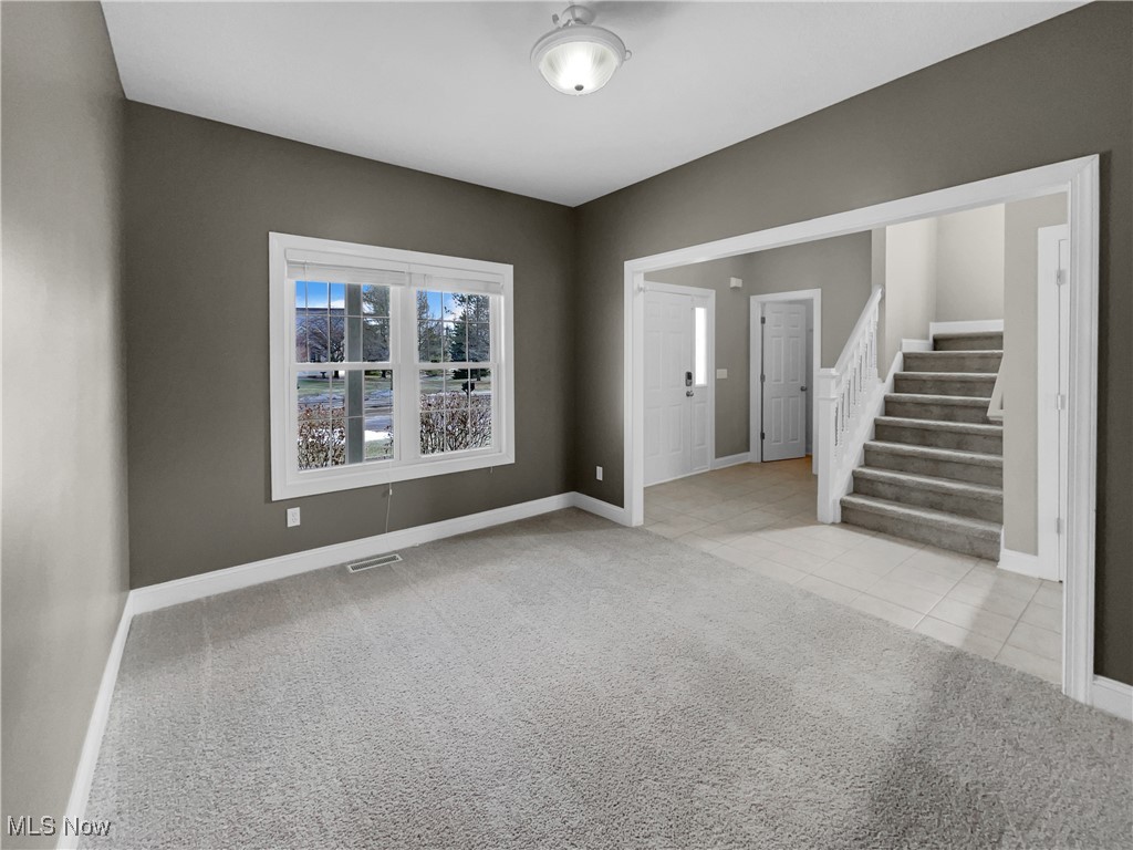 655 Winslow Drive, Aurora, Ohio image 12