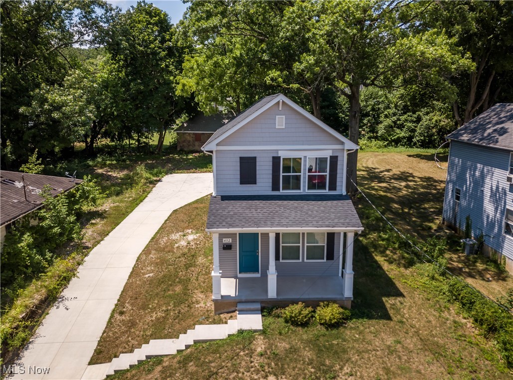 Welcome home to 492 Douglas Street in Akron! This stunning new construction home, built in 2023 by K. Hovnanian has so much to offer. Make your way inside to an inviting main floor featuring a convenient half bath for guests and an open layout designed for entertaining. Upstairs, you’ll find three spacious bedrooms, including a luxurious master suite with its own private full bath that was just upgraded with a granite vanity and a new tile wall shower. A second full bath serves the additional bedrooms, and the upstairs laundry room adds everyday convenience so no more hauling baskets up and down stairs! Outside, a detached two-car garage provides plenty of storage. Plus, enjoy significant savings with a 15-year tax abatement. The application has been submitted and approval is pending, making this an even smarter investment so you’ll only pay property taxes on the land value.
Don’t miss this opportunity to own a brand new colonial gem in a desirable Akron neighborhood. Call to schedule a private showing today!