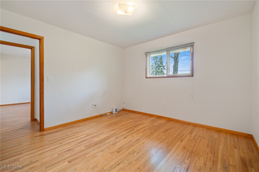 3104 Coventry Drive, Parma, Ohio image 18