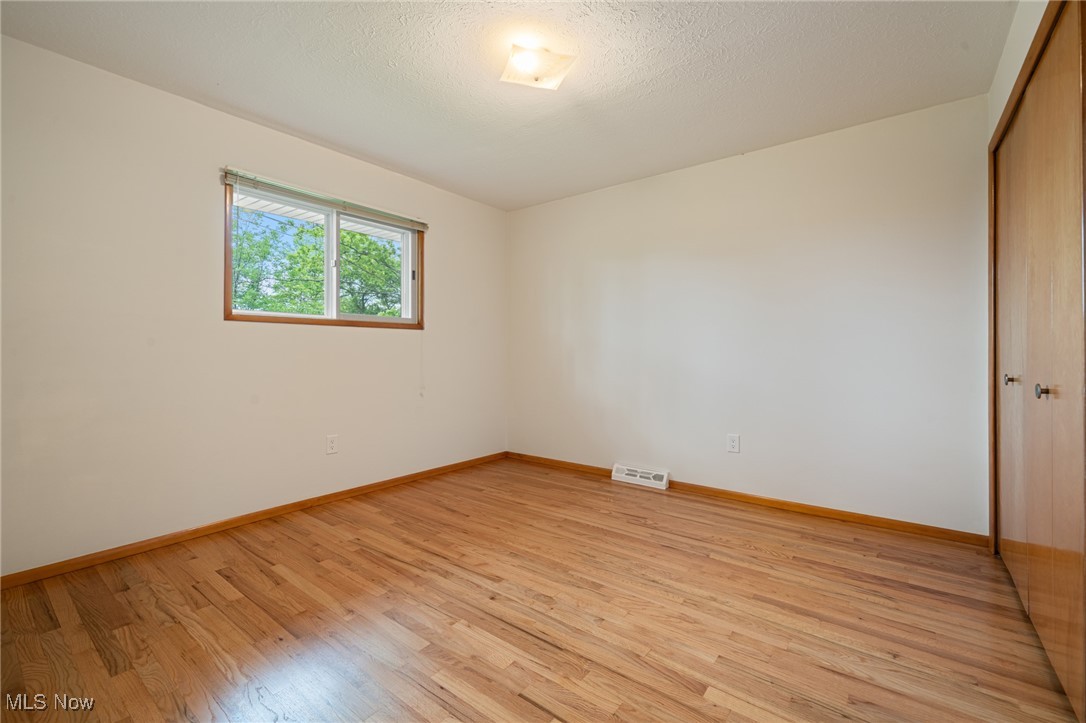 3104 Coventry Drive, Parma, Ohio image 22