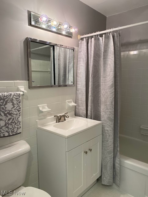 Lake House Condos - Residential