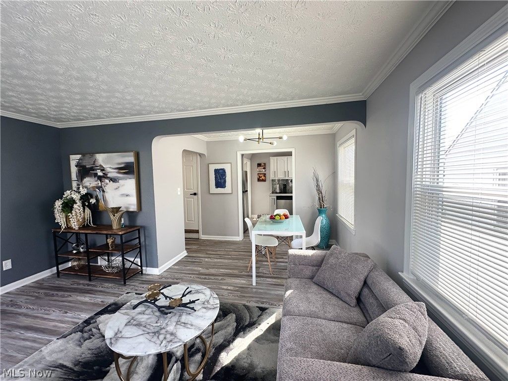 Photo of 5341 Hollywood Avenue, Maple Heights, OH 44137 (MLS # 5196776)