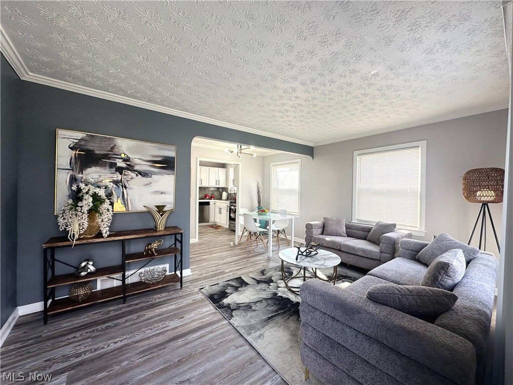 Photo of 5341 Hollywood Avenue, Maple Heights, OH 44137 (MLS # 5196776)