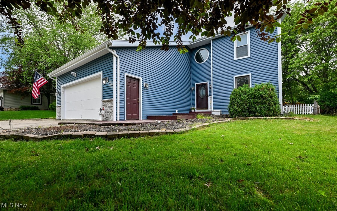 1057 Ty Drive, Medina, Ohio image 1