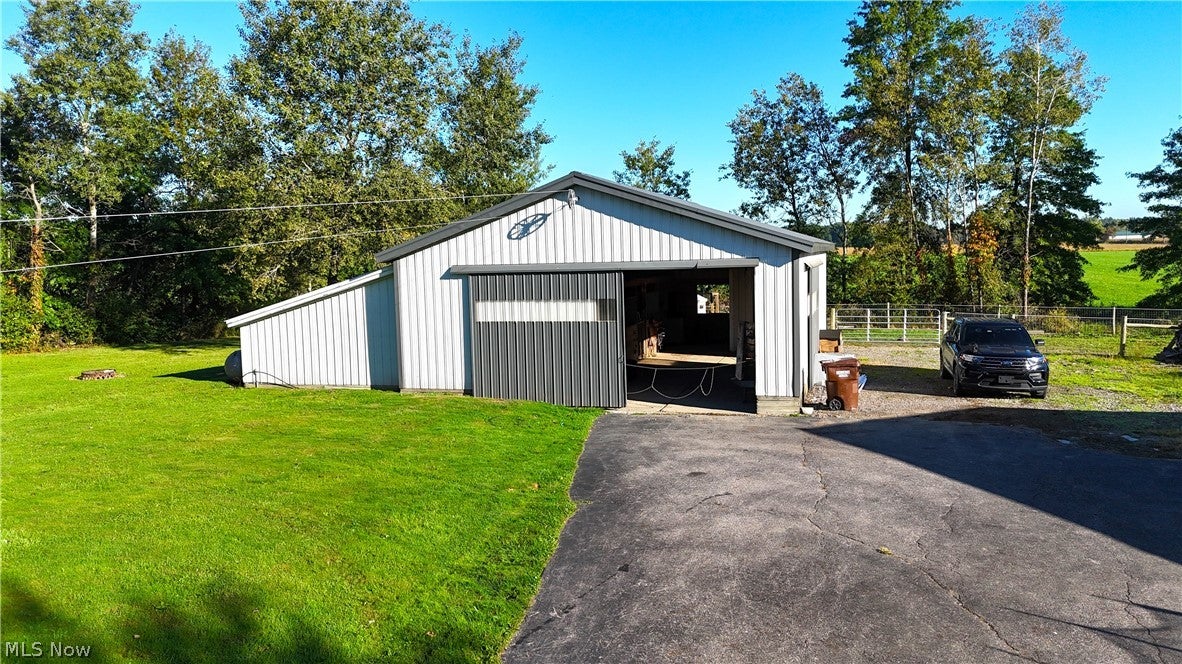 2283 Hague Road