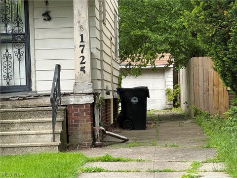 Tiny photo for 1725 Wickford Road, Cleveland, OH 44112 (MLS # 5255326)