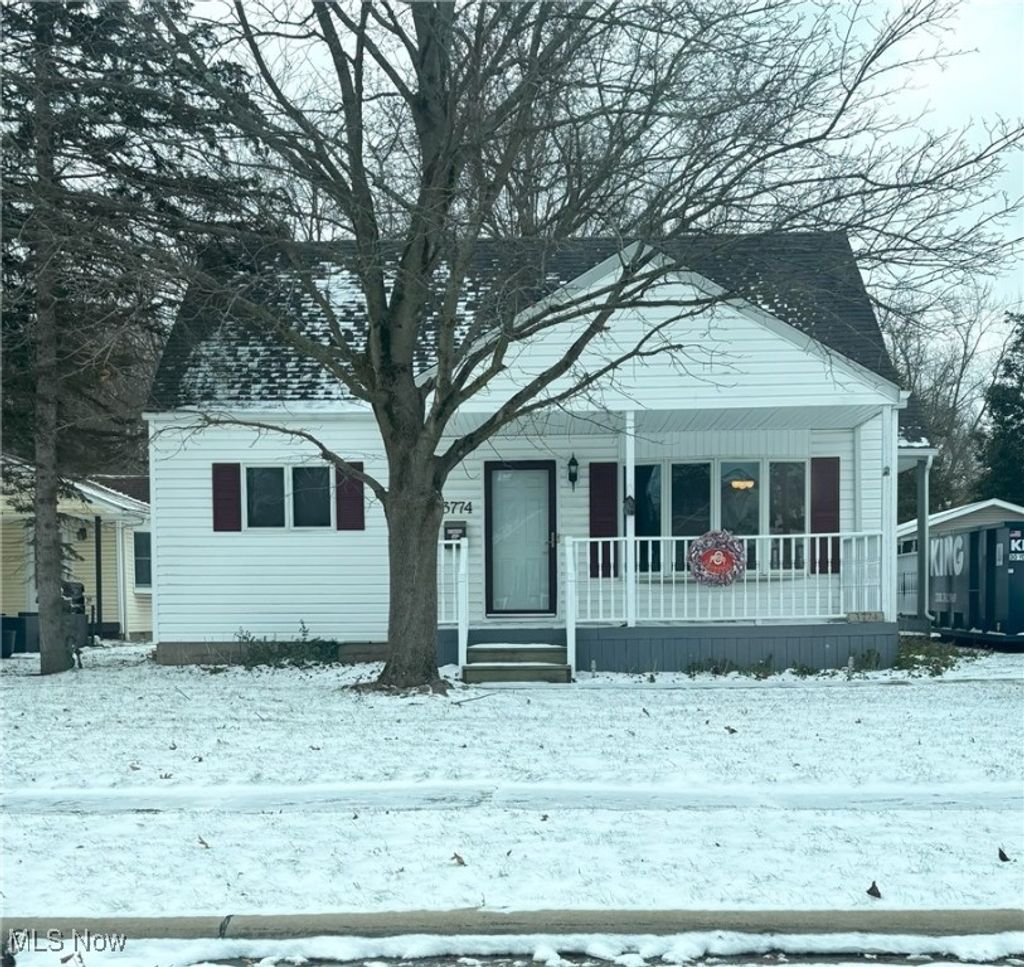 Photo of 3774 Argonne Street, Mogadore, OH 44260 (MLS # 5182520)