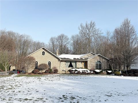 Tiny photo for 15868 Kenwood St, Middlefield, OH 44062 (MLS # 5174427)
