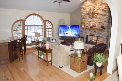 Tiny photo for 15868 Kenwood St, Middlefield, OH 44062 (MLS # 5174427)