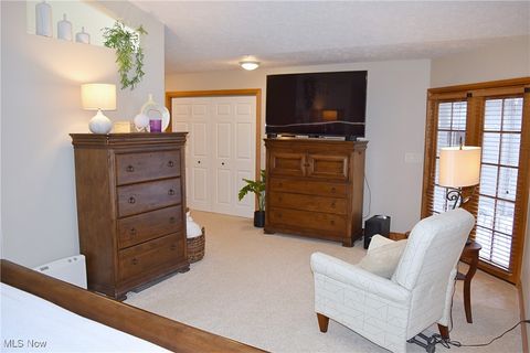 Tiny photo for 15868 Kenwood St, Middlefield, OH 44062 (MLS # 5174427)