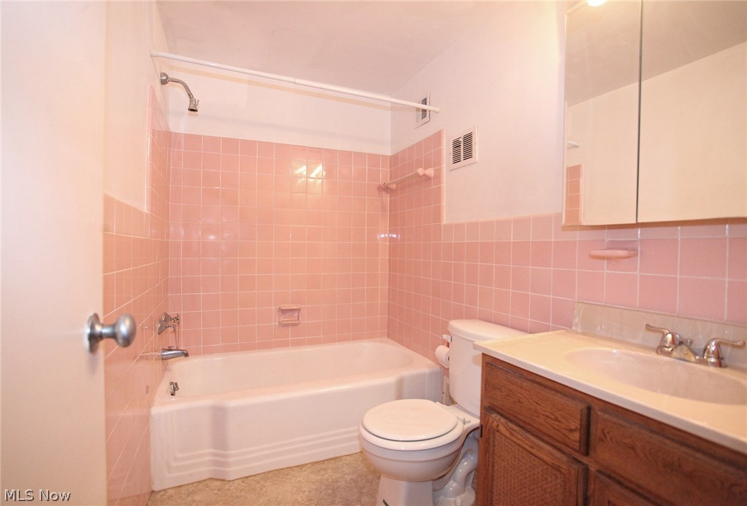 Berkshire Condo - Residential