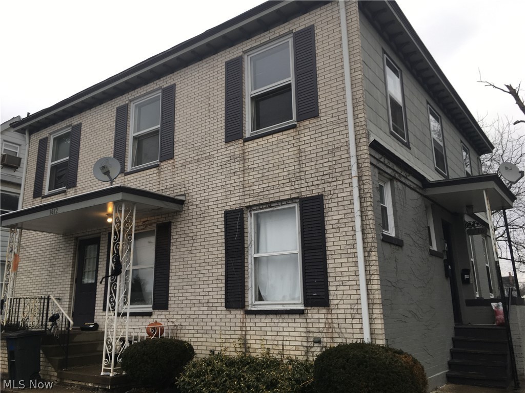 Second story ONE bedroom apartment with a very spacious living area that could be combined as living area and dining area. There is a small walk through kitchen equipped with a stove and refrigerator. The bathroom and bedroom are adjoining in the back of apartment. New carpet as been installed. There is off street parking available. Professionally managed. All interested parties will be able to apply online with a $50 application fee per adult.