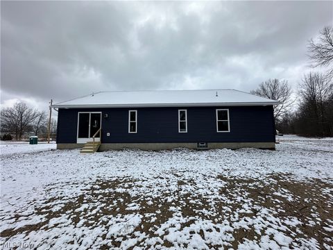 Tiny photo for 36 Maranatha Drive, Youngstown, OH 44505 (MLS # 5190041)