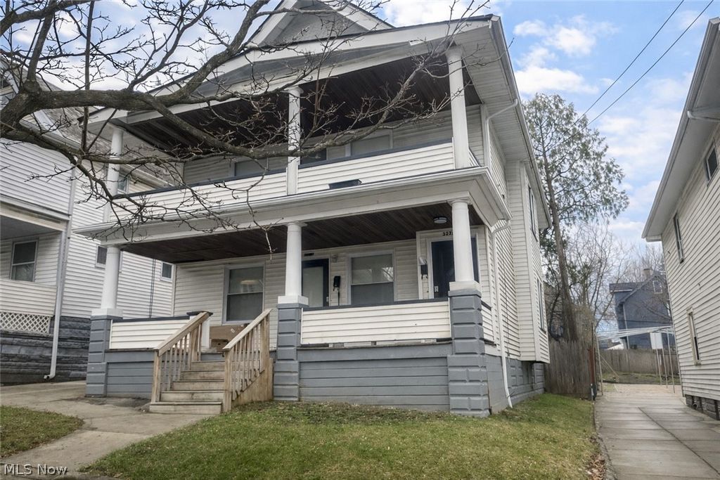 Photo of 3278 W 84th Street, Cleveland, OH 44102 (MLS # 5192435)