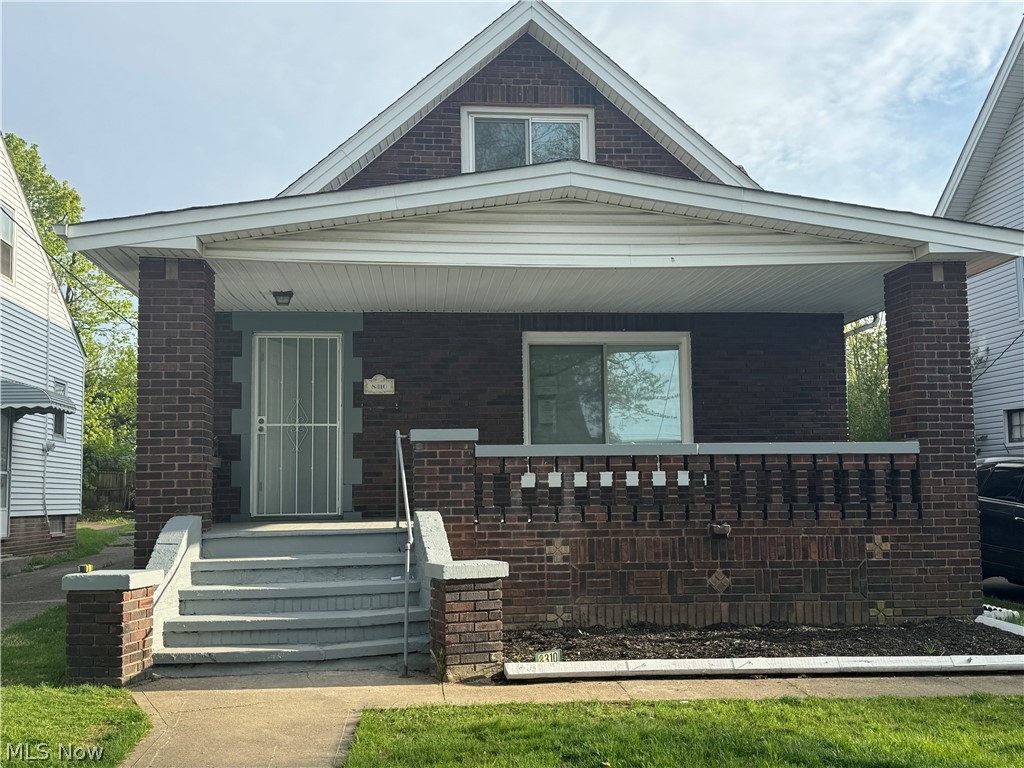 Imagine walking into this three bedroom brick bungalow home that underwent a complete transformation, breathing new life into every corner. A charming front porch with cozy seating invites relaxation and socializing. Upon entering, you're greeted by a spacious living room, dining area, kitchen and two bedrooms. Large windows flood the space with natural light, making it feel airy and spacious. The renovated second floor of this bungalow offers a serene and sophisticated haven, where the master bedroom and en-suite bathroom combine to create a retreat-like atmosphere that promotes relaxation and rejuvenation.