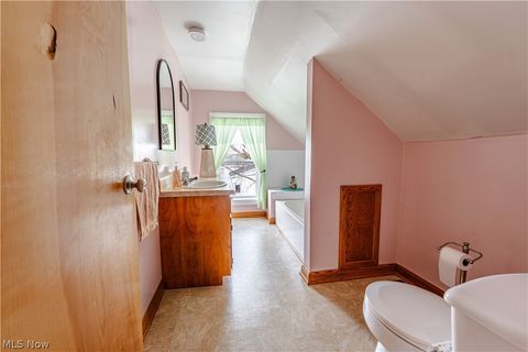 Tiny photo for 16352 Nauvoo Rd Rd, Middlefield, OH 44062 (MLS # 5190250)