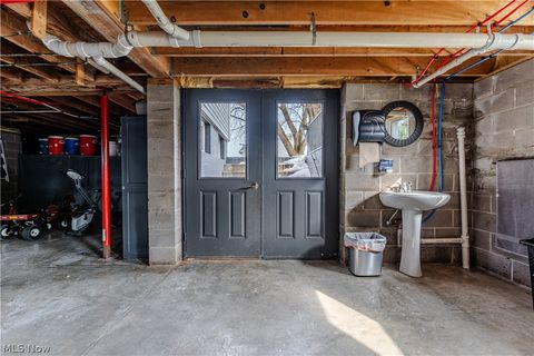 Tiny photo for 16352 Nauvoo Rd Rd, Middlefield, OH 44062 (MLS # 5190250)