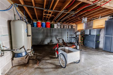 Tiny photo for 16352 Nauvoo Rd Rd, Middlefield, OH 44062 (MLS # 5190250)