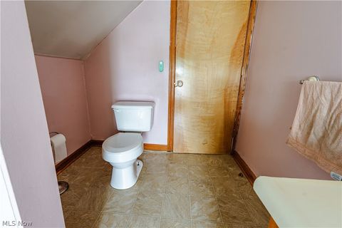 Tiny photo for 16352 Nauvoo Rd Rd, Middlefield, OH 44062 (MLS # 5190250)