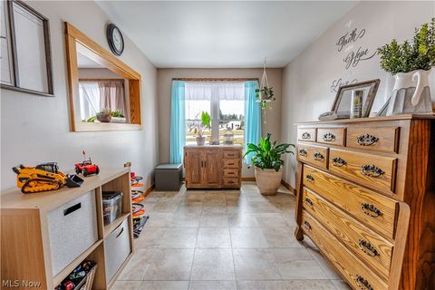 Tiny photo for 16352 Nauvoo Rd Rd, Middlefield, OH 44062 (MLS # 5190250)