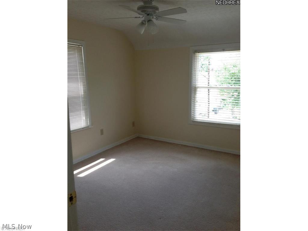 Hillcrest Park - Residential Lease