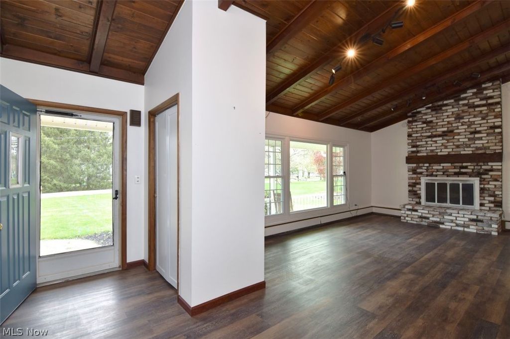 Photo of 381 Hickory Hill Road, Chagrin Falls, OH 44022 (MLS # 5203190)