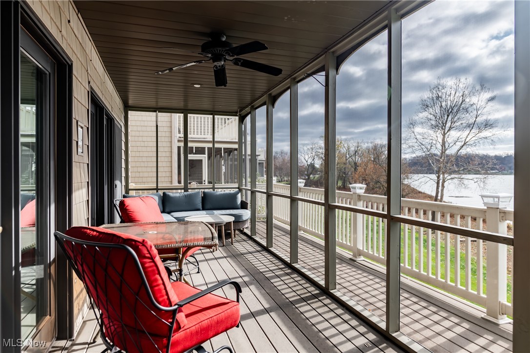 7 Bay Pointe Drive #7, Belpre, Ohio image 9