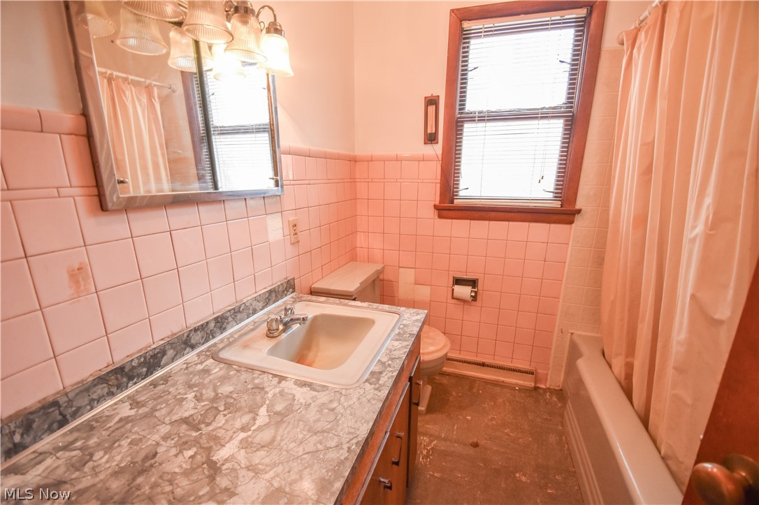 Logan Arms - Residential