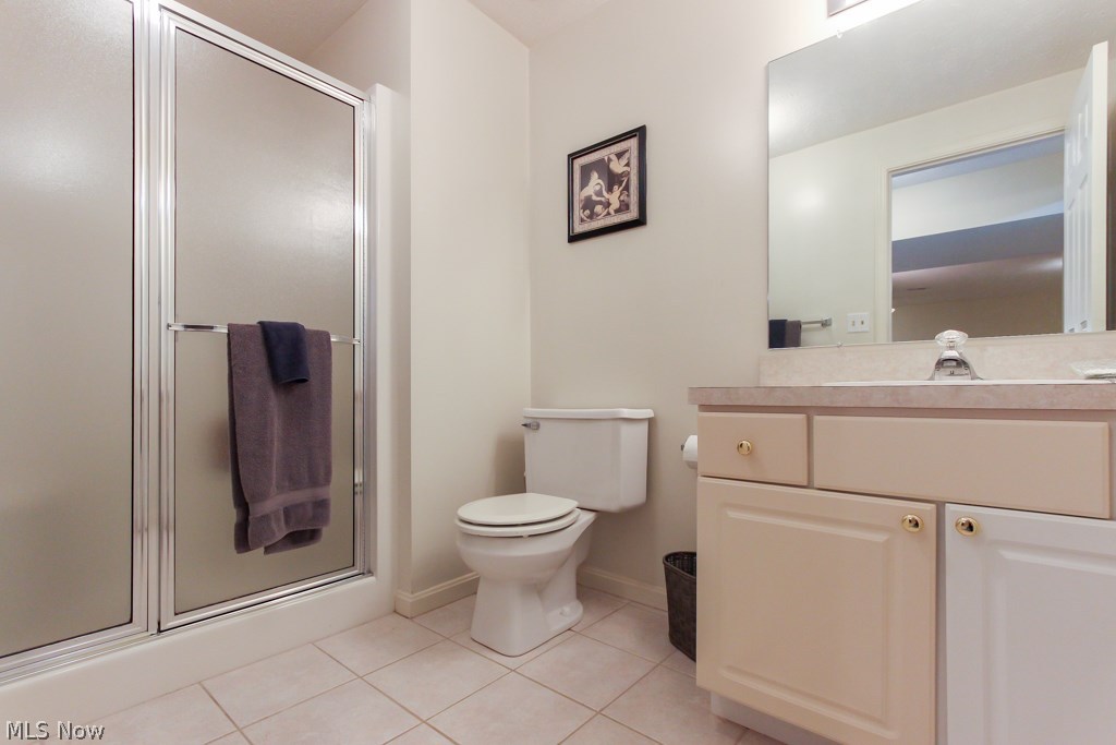 Larchmere Sq Condo - Residential