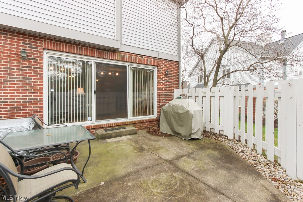 Larchmere Sq Condo - Residential