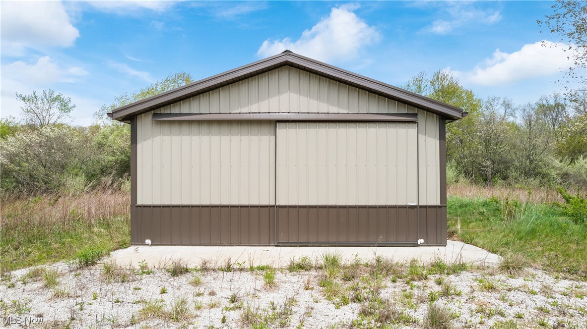 3525 Roswell Road, Carrollton, Ohio image 1