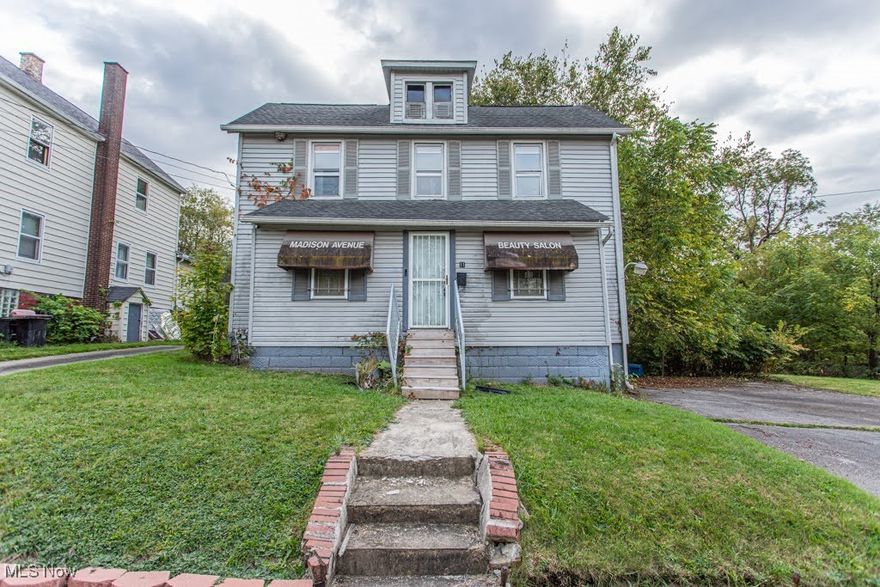 Welcome to 111 Madison st Campbell Ohio

This home has been converted into a beauty salon

There is space for more then 7 Stations plus there is an upstair living area that can also be rented or lived in by the properties new owner

There are multiple stations still in the property as you can see in the photos, and a reception desk/sitting area

Please schedule a showing as soon as possible