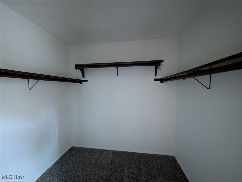 Tract 6 City/Akron - Residential Lease